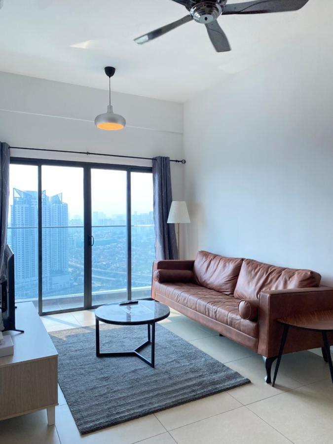 Reizz Residence By Leo Suites Kuala Lumpur Exterior foto